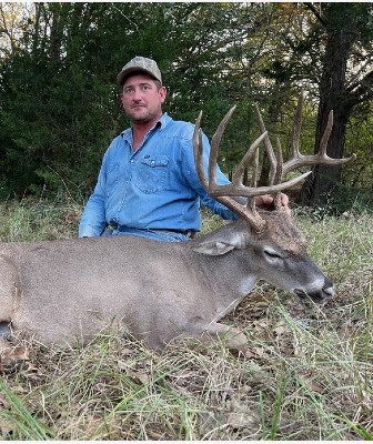 Allen Lastovica's buck