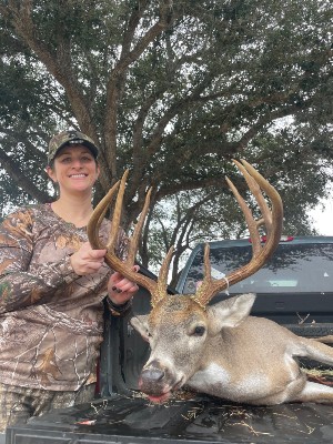 Sarah Jaks's buck