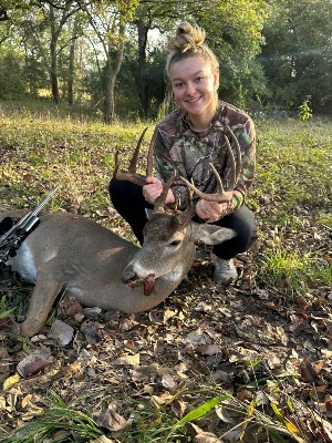 Lauren Summers's buck