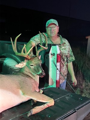 Bruce Mozisek's buck