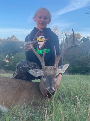 Jaedyn Grahmann's buck