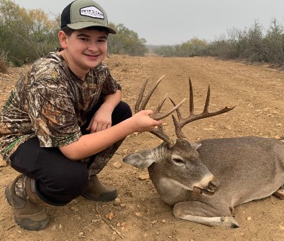 Braden Mueller's buck